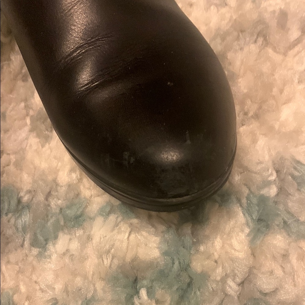 Cole Hahn Waterproof Black Leather Ankle Boots - Picture 4 of 10